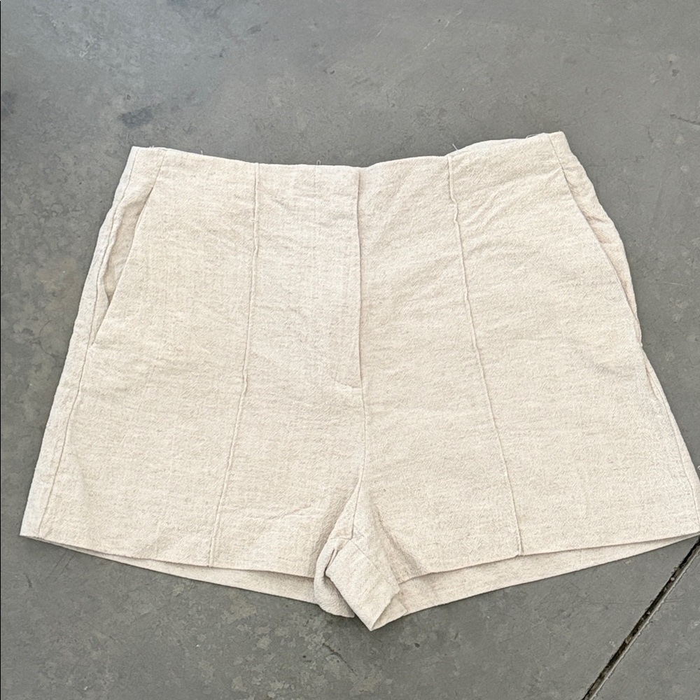 Zara Linen Seamed Shorts | Size Small - Picture 3 of 5